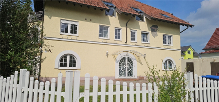 Großzügiges Architektenhaus mit 2 separaten Wohneinheiten - Generationshaus